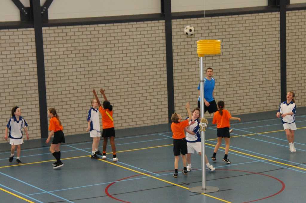 Korfbal E2  13 maart 2010-12.JPG